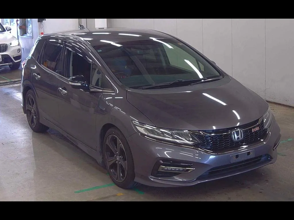 HONDA JADE HYBRID RS･HONDA SENSING