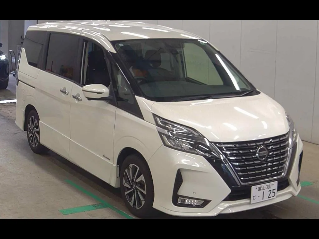 NISSAN SERENA 5D HIGHWAY STAR V