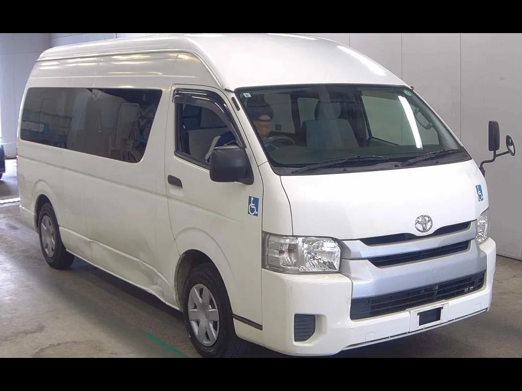 TOYOTA HIACE COMMUTER 4D OTHERS