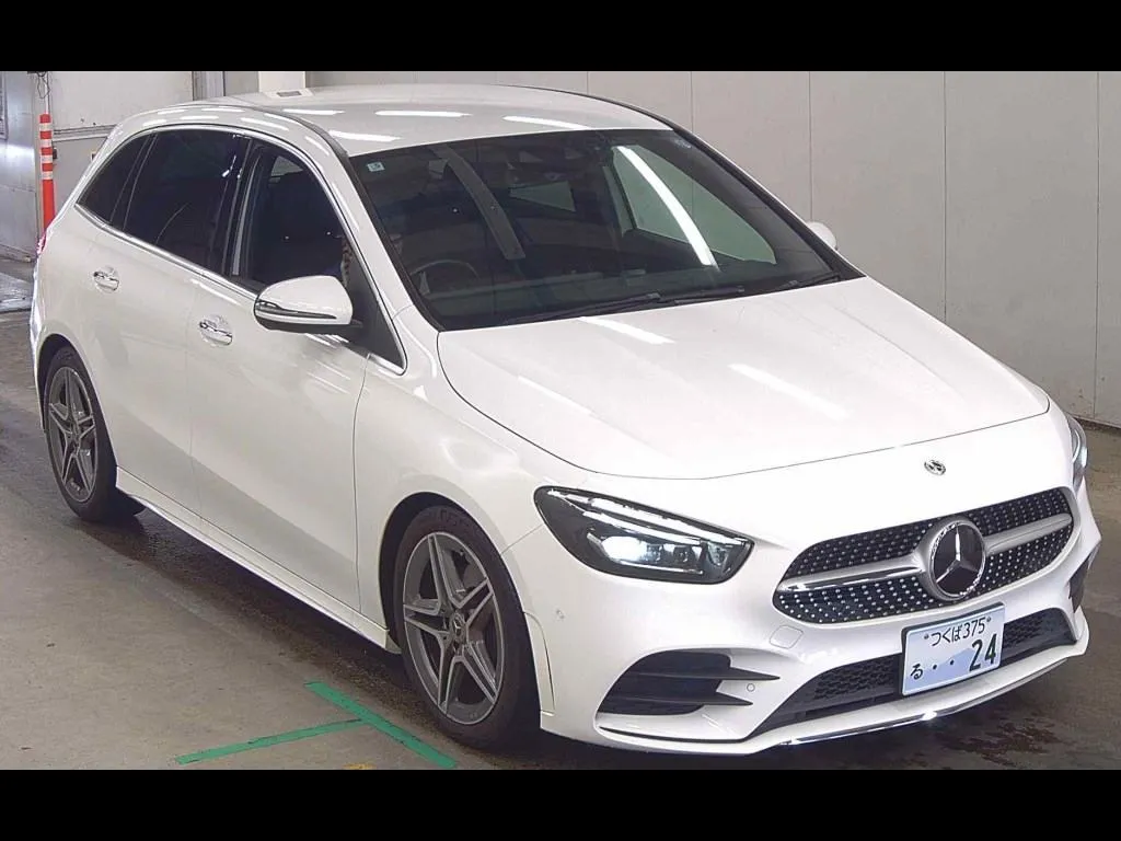 MERCEDES BENZ B-CLASS B200D AMG LINE