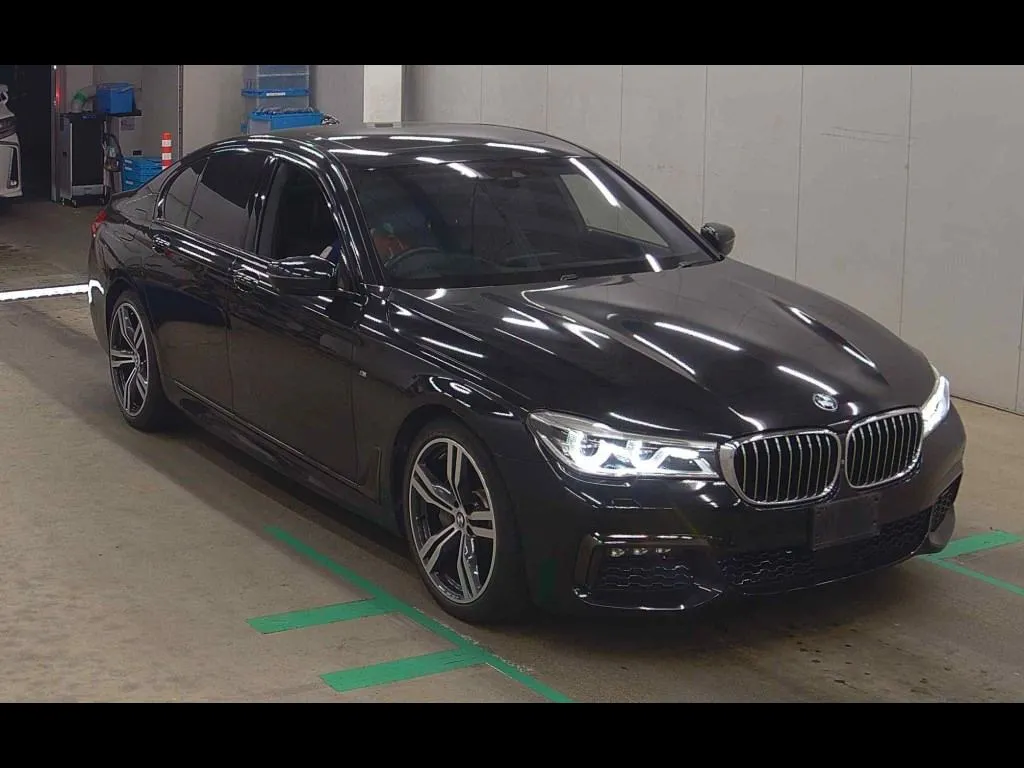 BMW 7 SERIES 740I M-SPORT