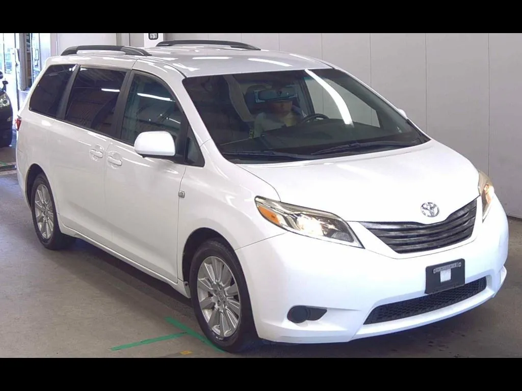 AMERICA TOYOTA SIENNA 4WD LE