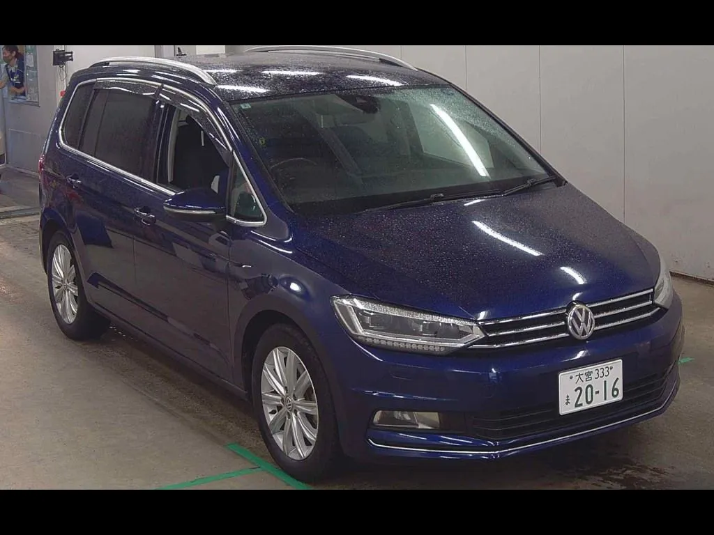 VOLKSWAGEN GOLF TOURAN TSI HIGH LINE