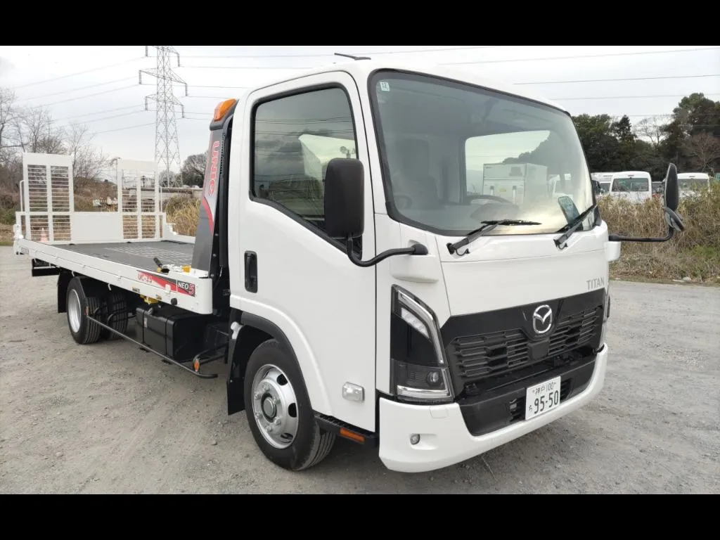 MAZDA TITAN TRUCK 2D LOADING VEHICLE