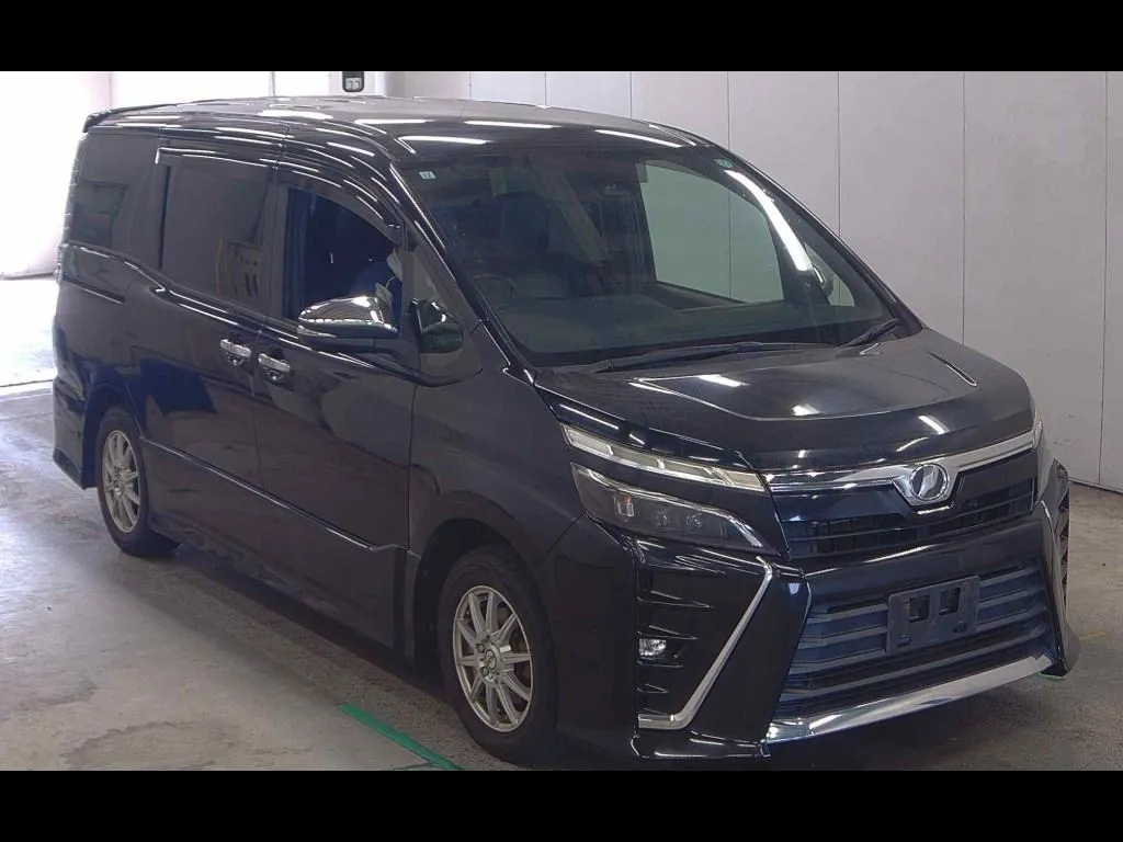 TOYOTA VOXY ZS KIRAMEKI