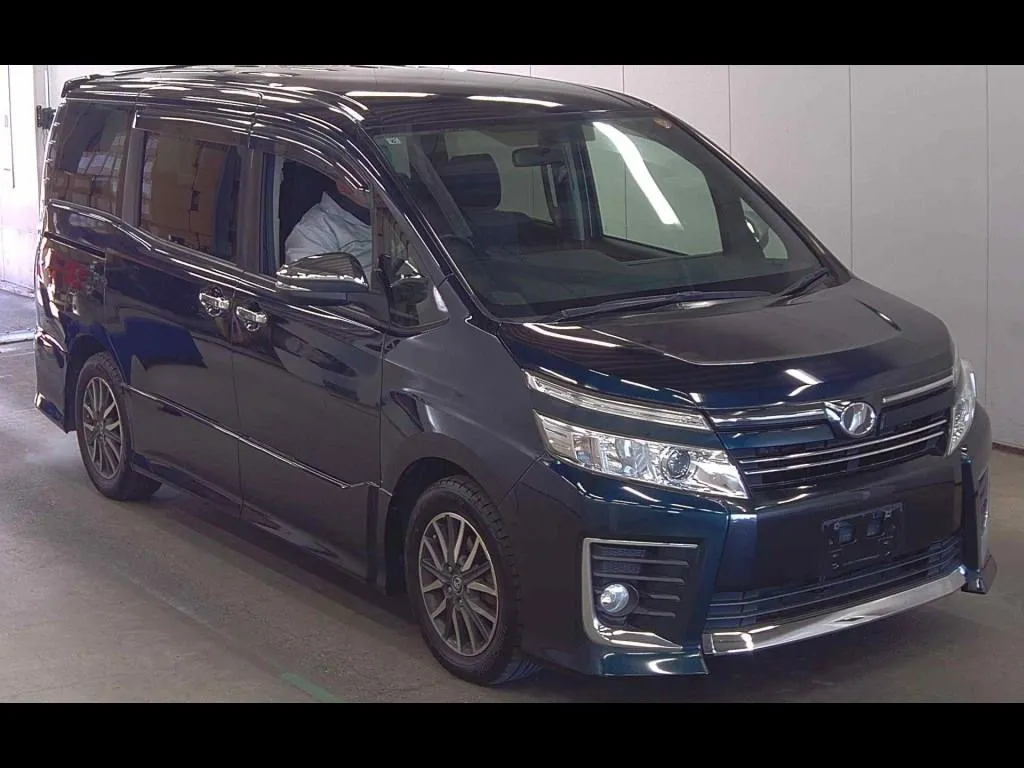 TOYOTA VOXY ZS KIRAMEKI