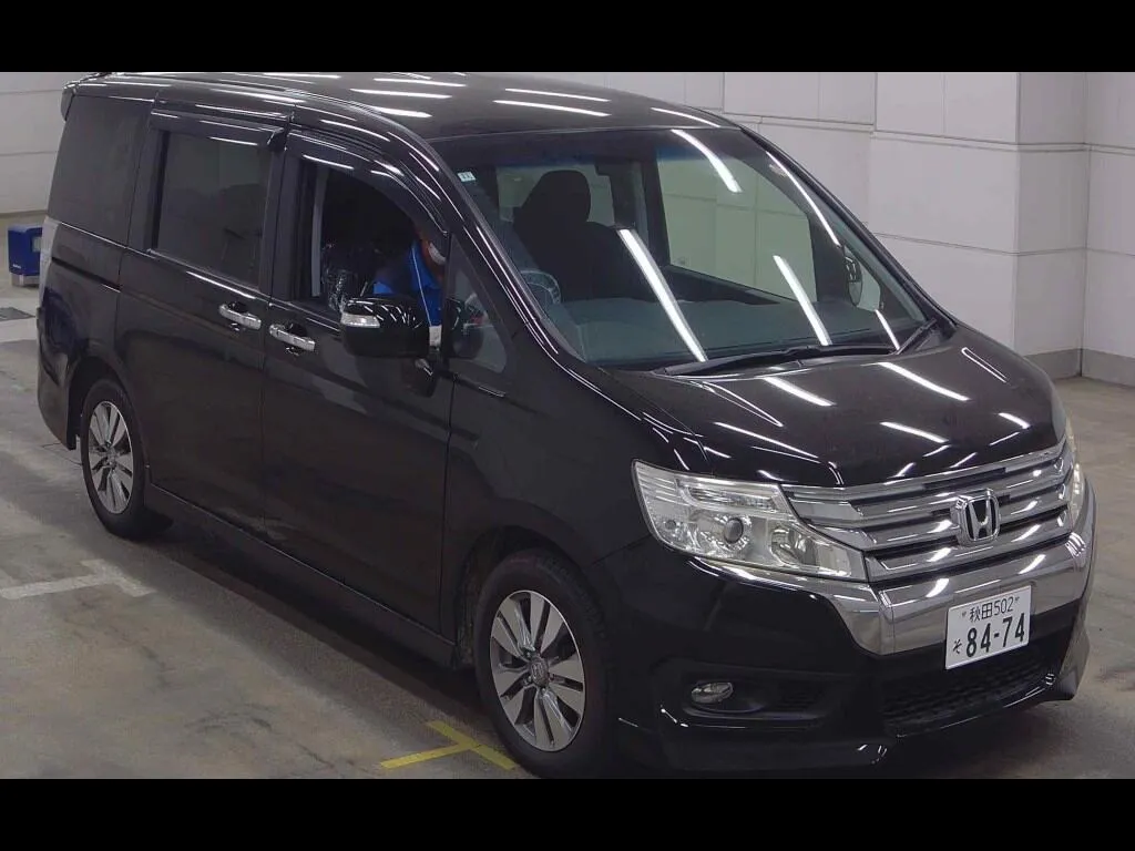 HONDA STEPWAGON SPADA 4WD Z INTER NAVI SELECTION