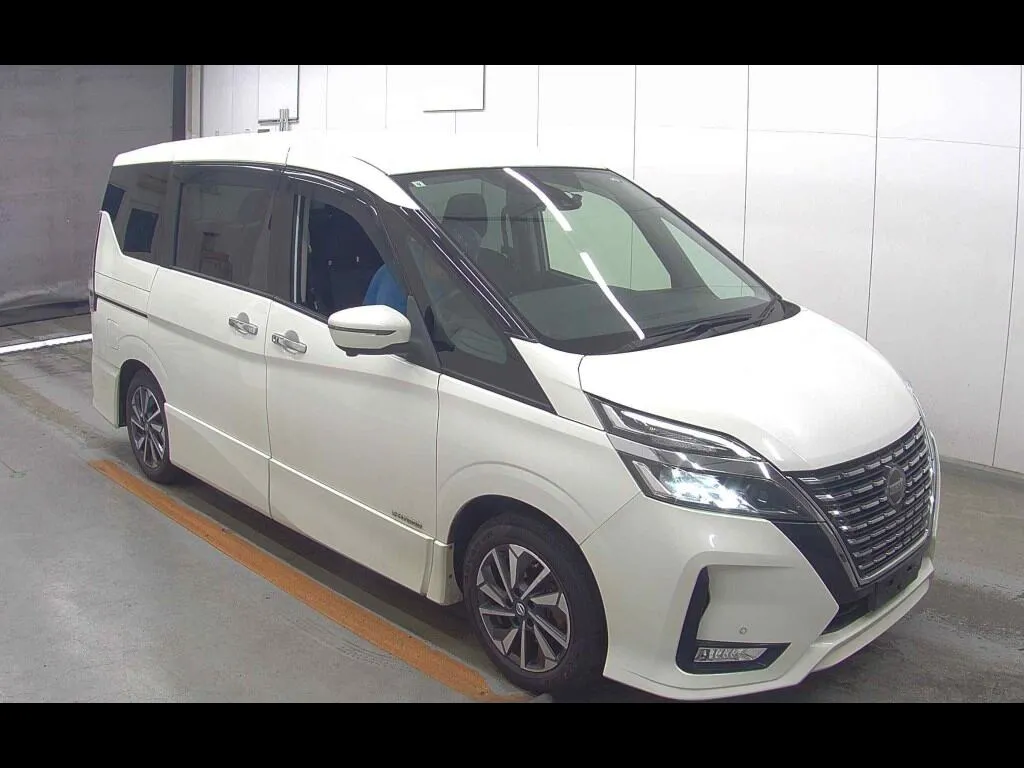 NISSAN SERENA 5D HIGHWAY STAR V