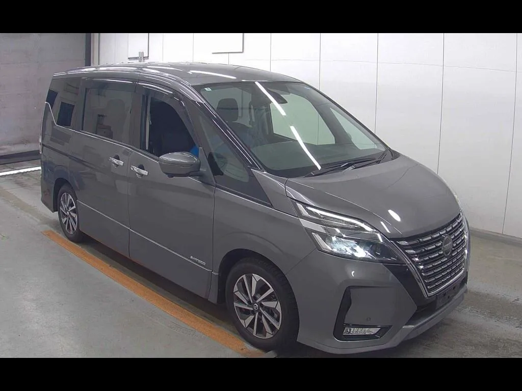 NISSAN SERENA 5D HIGHWAY STAR V