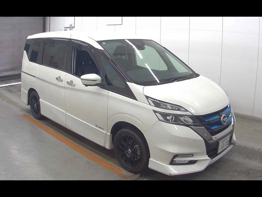 NISSAN SERENA 5D E-POWER HIGHWAY STAR V