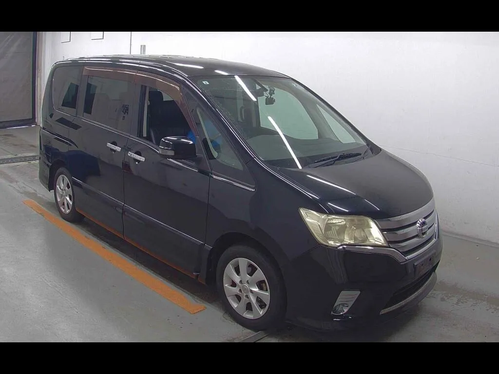 NISSAN SERENA 5D HIGHWAY STAR