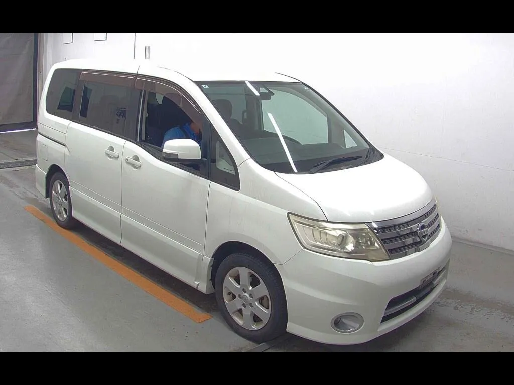 NISSAN SERENA 5D HIGHWAY STAR V SELECTION