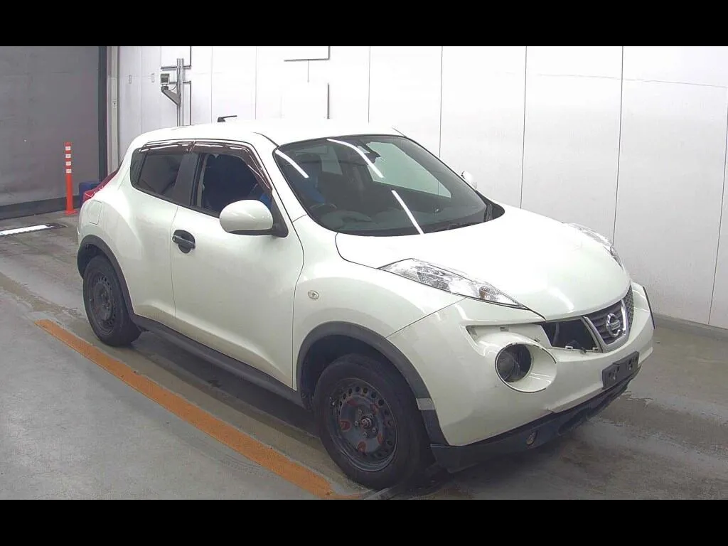 NISSAN JUKE 15RX TYPE V