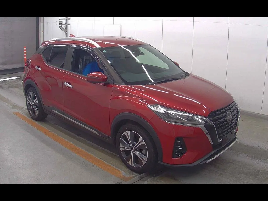 NISSAN KICKS 5D X