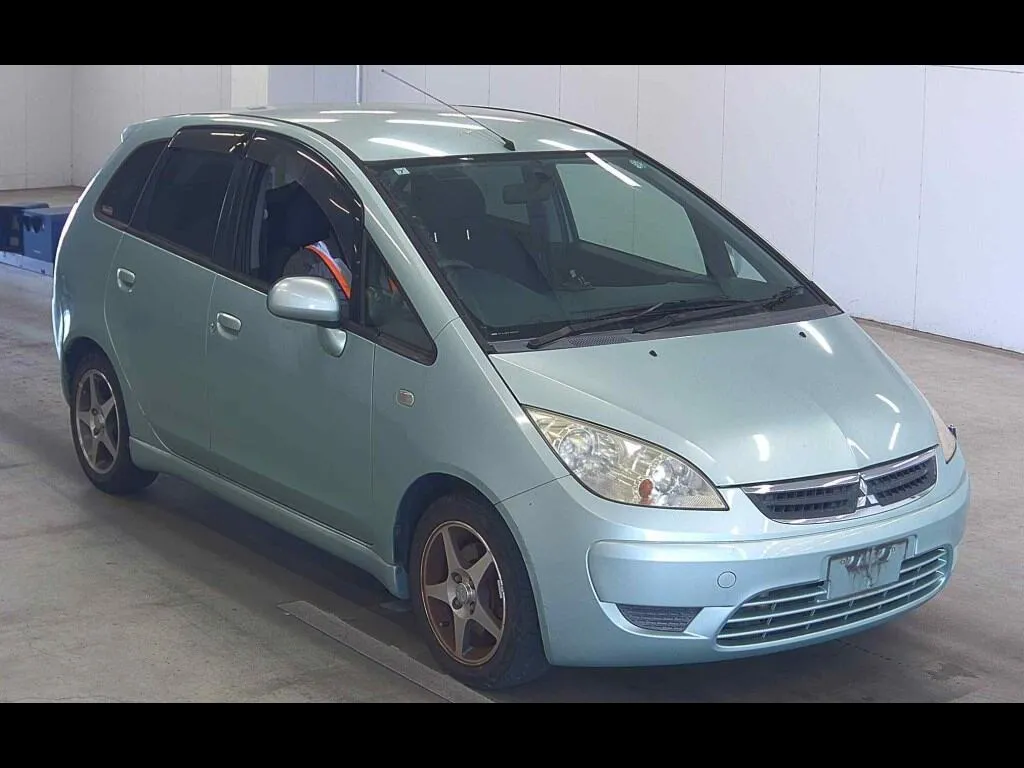 MITSUBISHI COLT PLUS