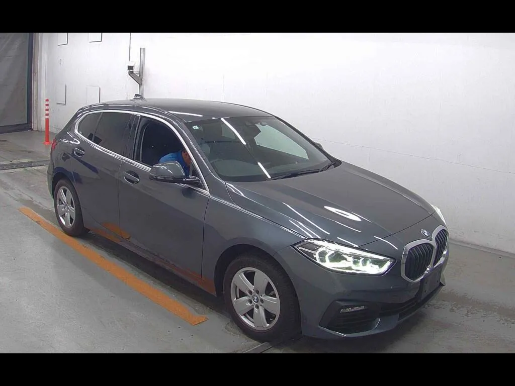 BMW 1 SERIES 5D 118D PLAY