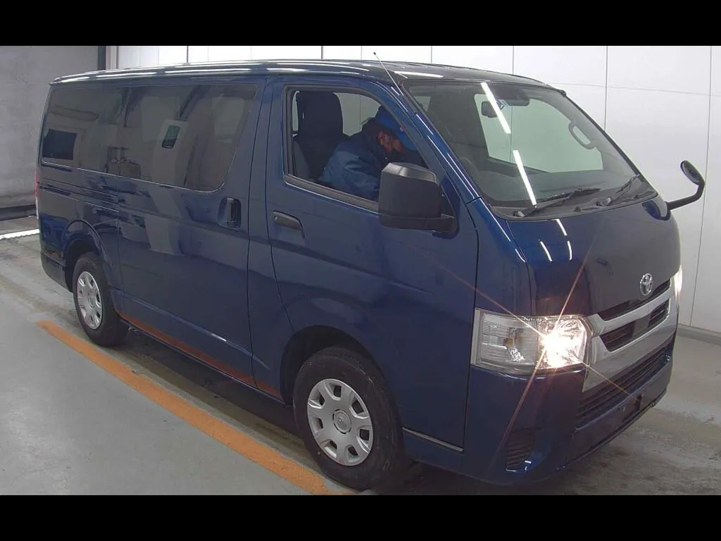 TOYOTA HIACE VAN 5D DX GL PACKAGE