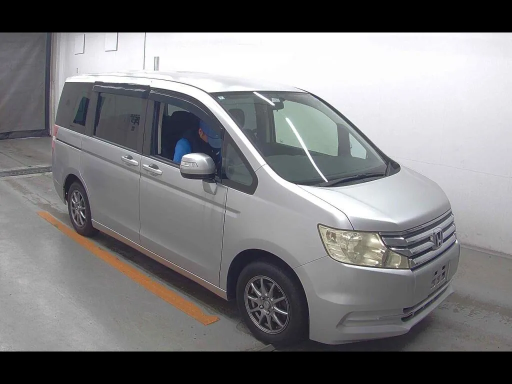 HONDA STEPWAGON 5D G E SELECTION