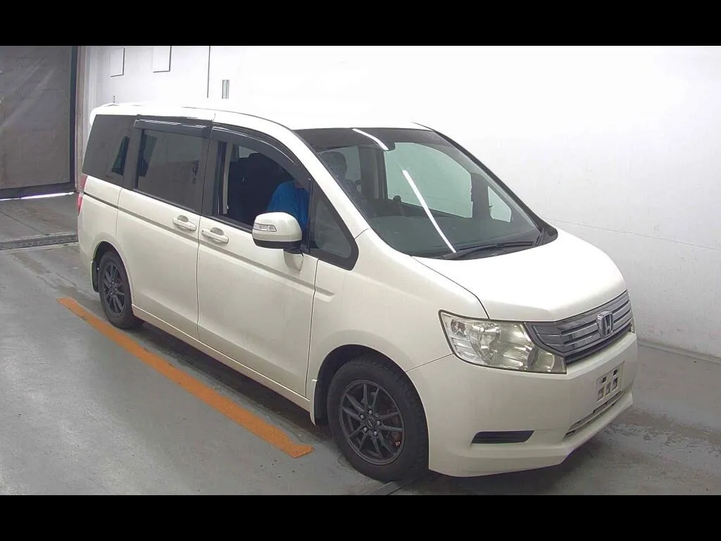 HONDA STEPWAGON 5D G L PACKAGE
