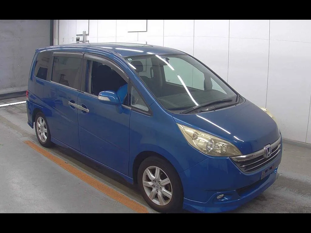 HONDA STEPWAGON 5D G LS PACKAGE
