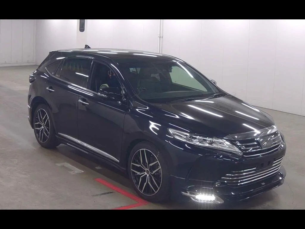 TOYOTA HARRIER PREMIUM