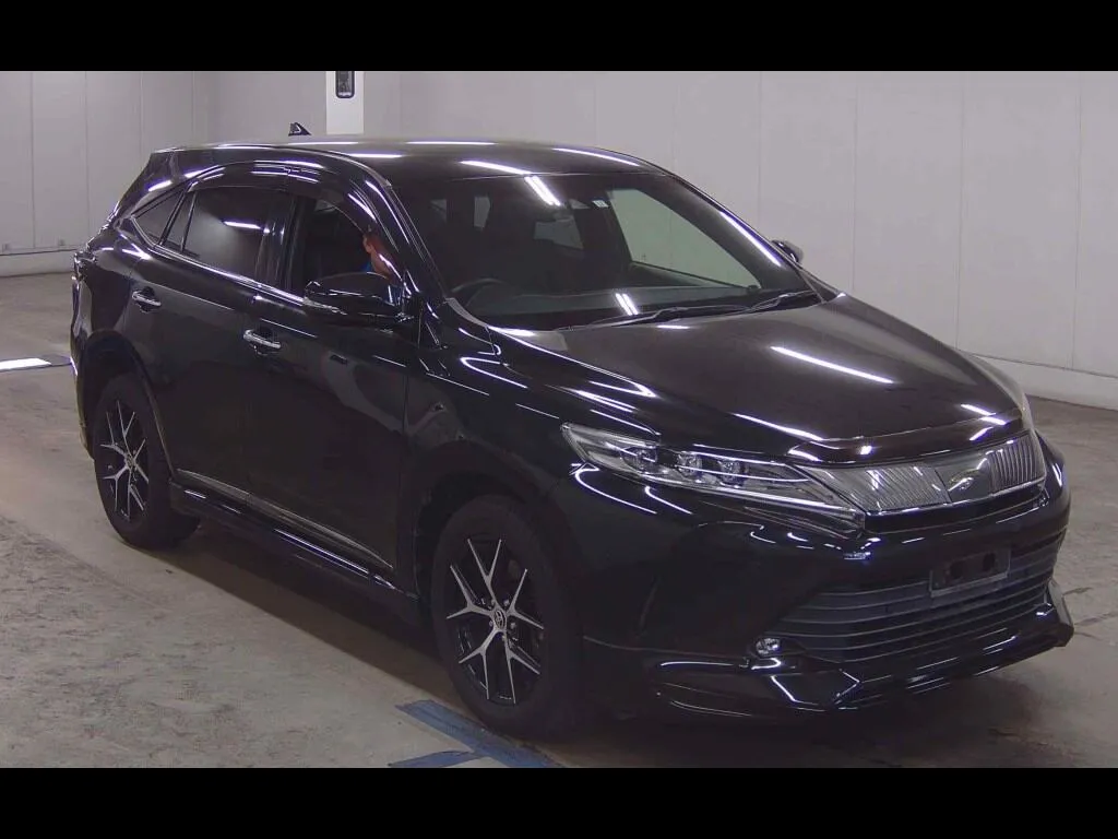 TOYOTA HARRIER PREMIUM STYLE NOIR