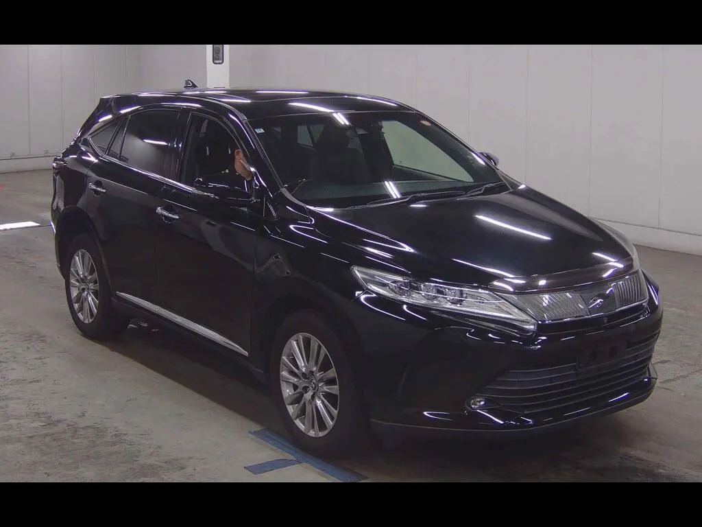 TOYOTA HARRIER PROGRESS METAL AND LEATHER PACKAGE
