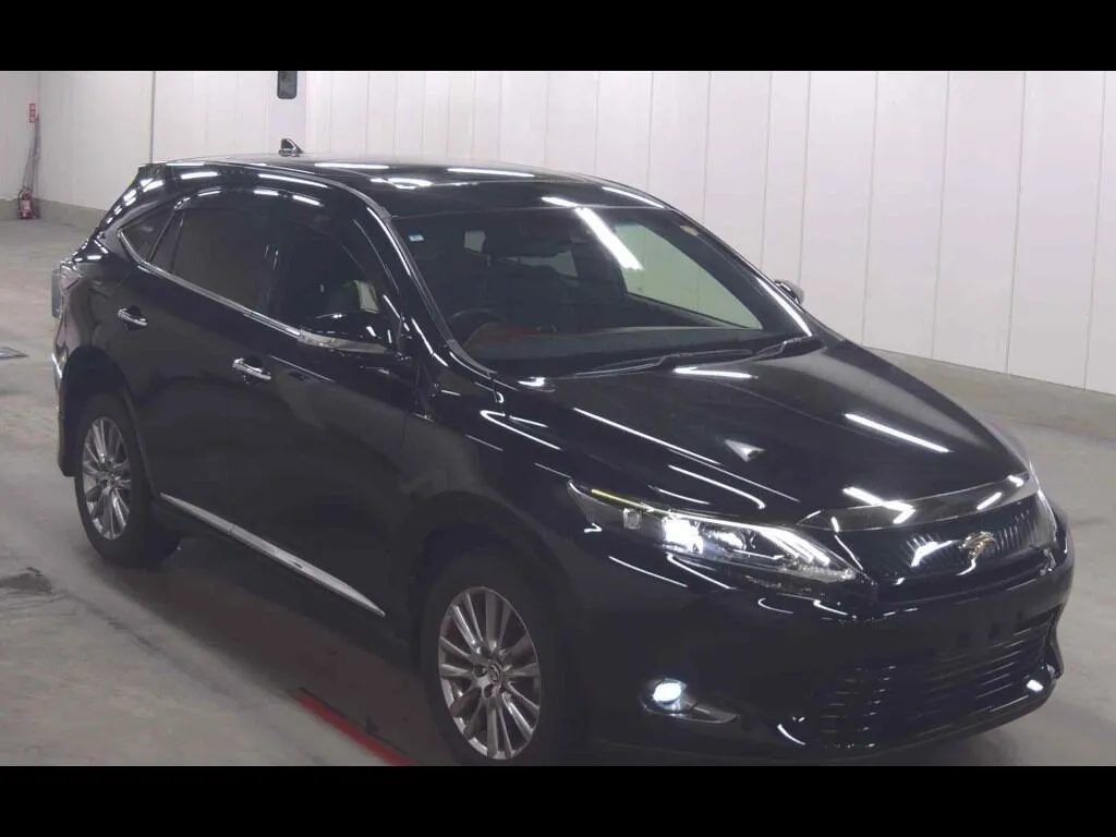 TOYOTA HARRIER PREMIUM
