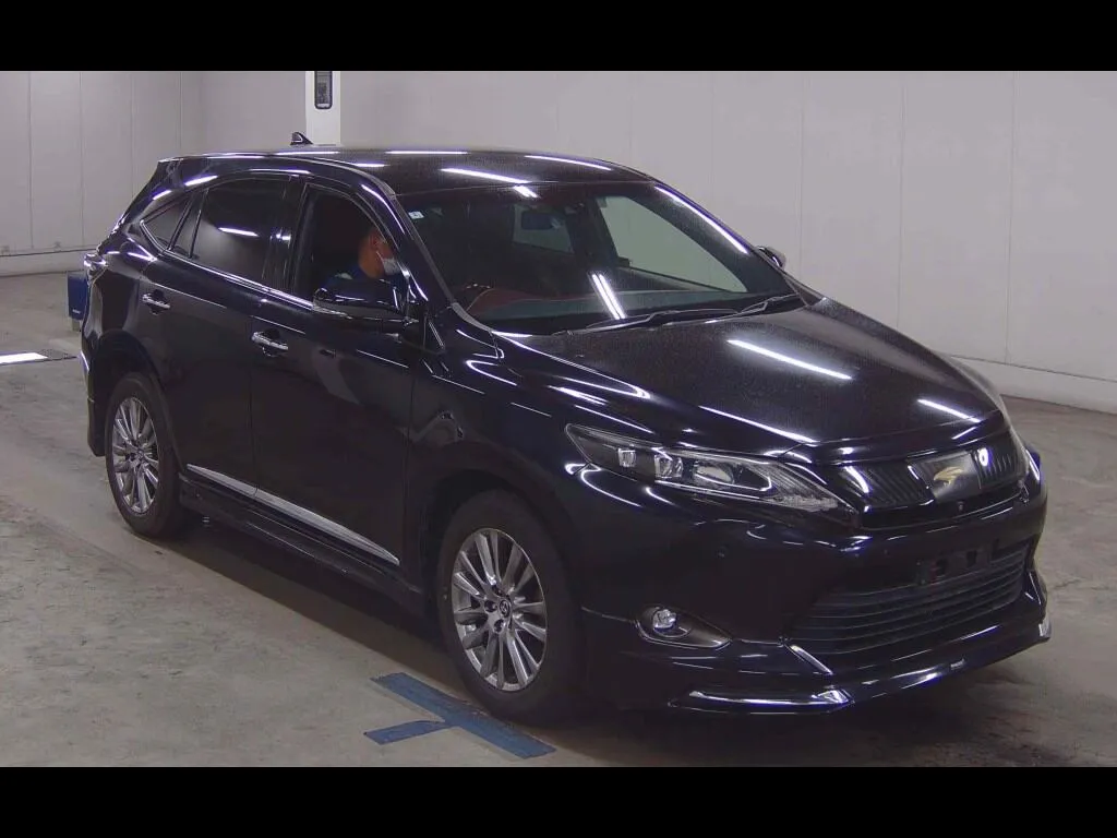 TOYOTA HARRIER PREMIUM ADVANCED PACKAGE
