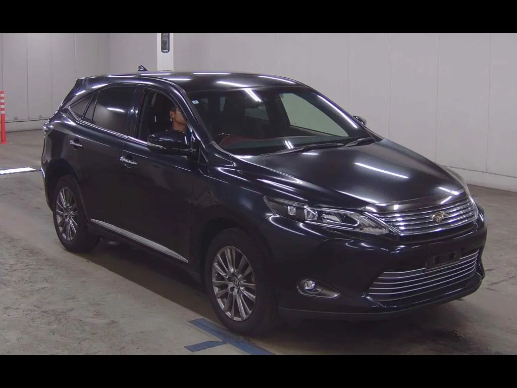 TOYOTA HARRIER 4WD PREMIUM
