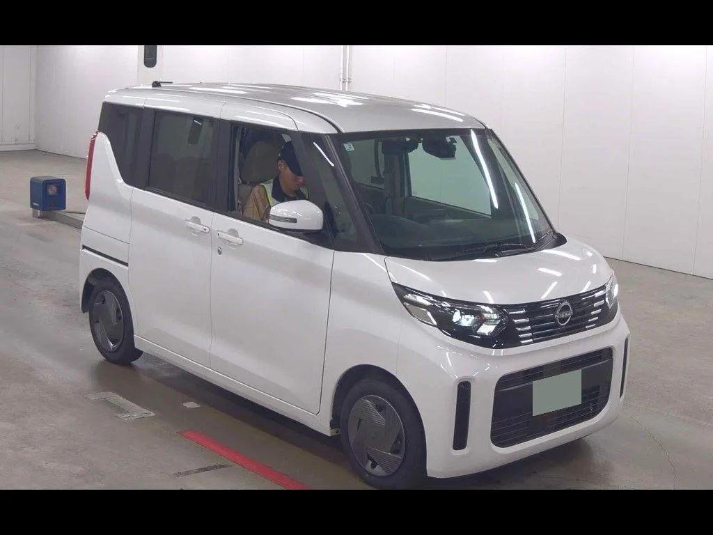 NISSAN ROOX X