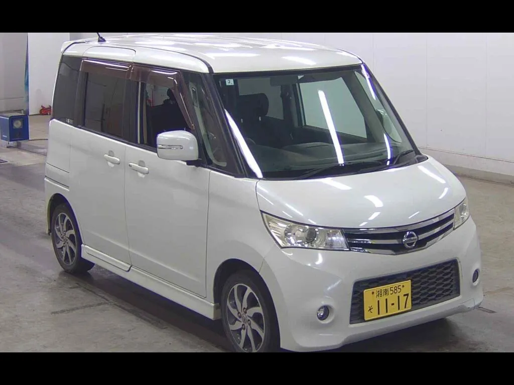 NISSAN ROOX HIGHWAY STAR