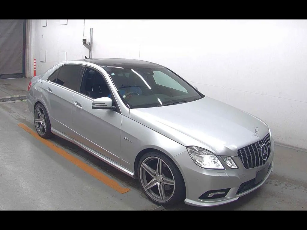 MERCEDES BENZ E-CLASS 4D E250CGI BULLEFFICIENCY AVANTGARDE 125ED