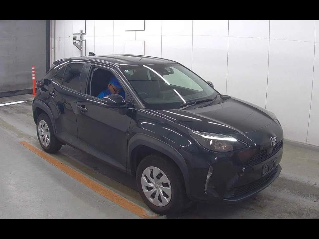 TOYOTA YARIS CROSS X