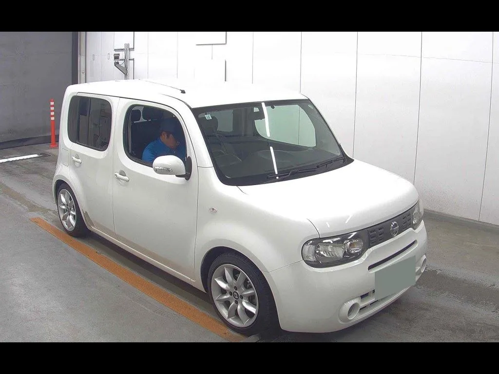 NISSAN CUBE 15X V SELECTION