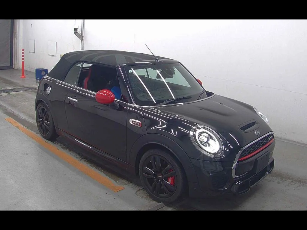 MINI MINI OP JOHN COOPER WORKS CONVERTIBLE