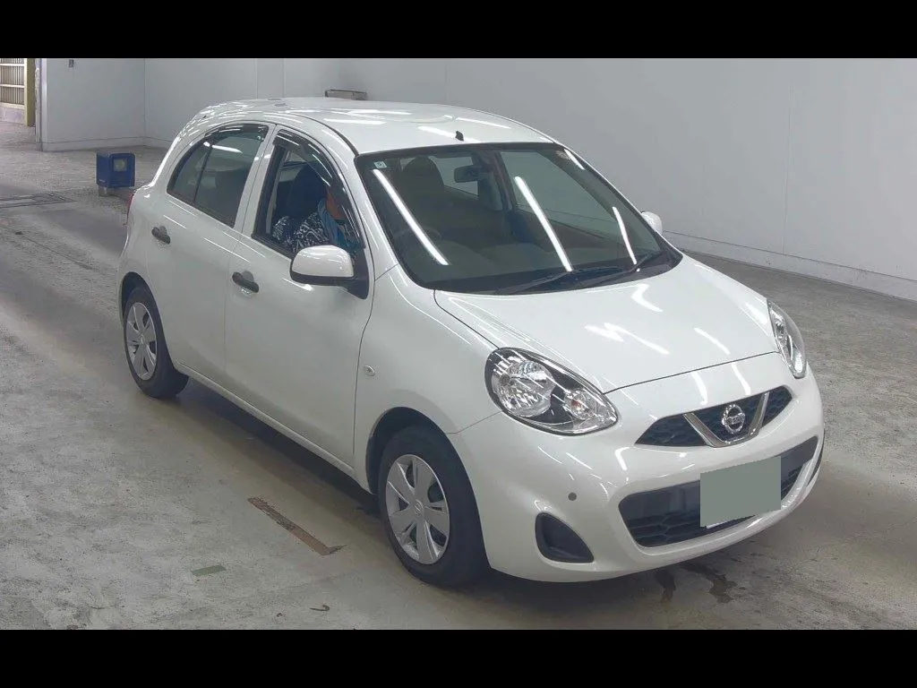 NISSAN MARCH 5D S