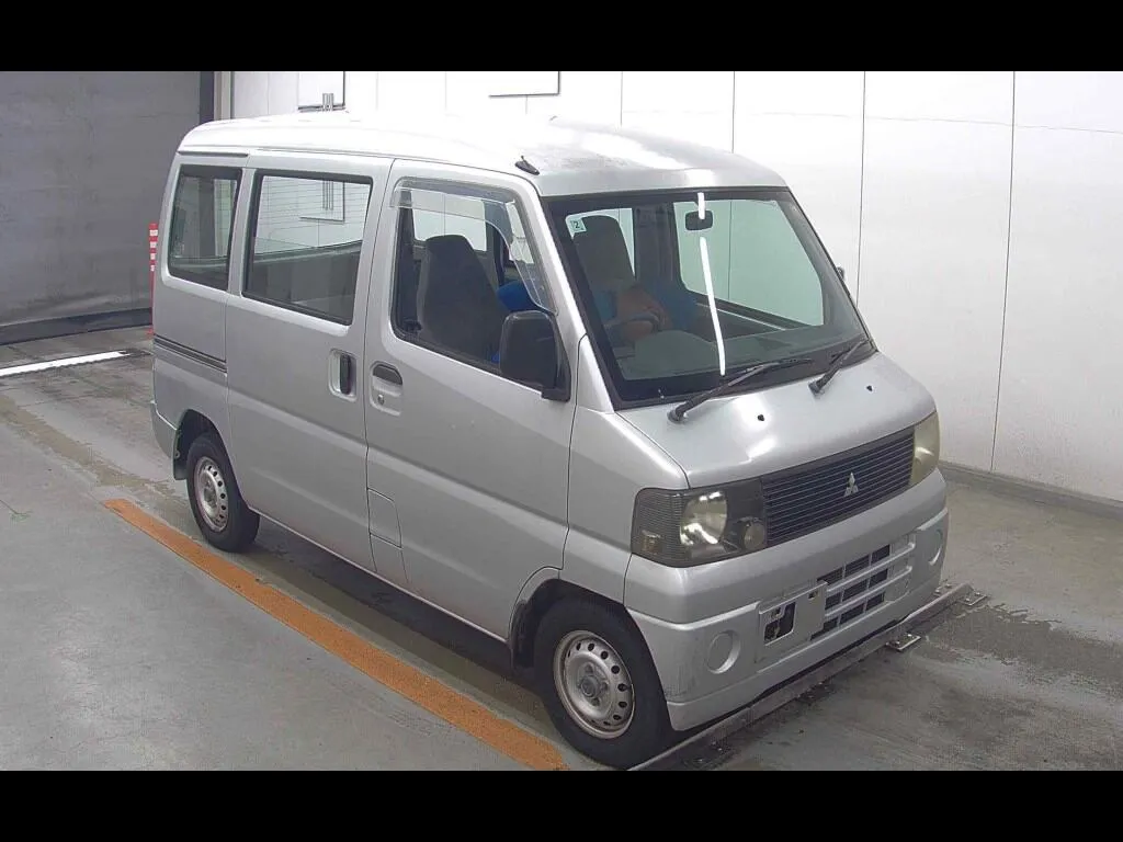 MITSUBISHI MINICAB VAN CD