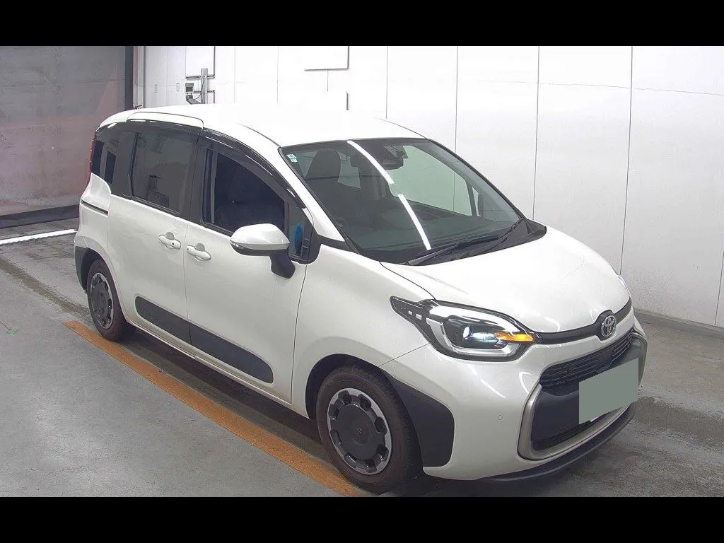 TOYOTA SIENTA Z