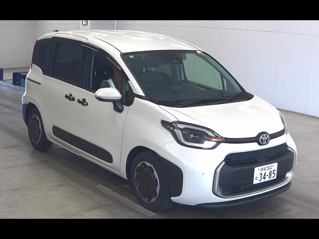 TOYOTA SIENTA Z