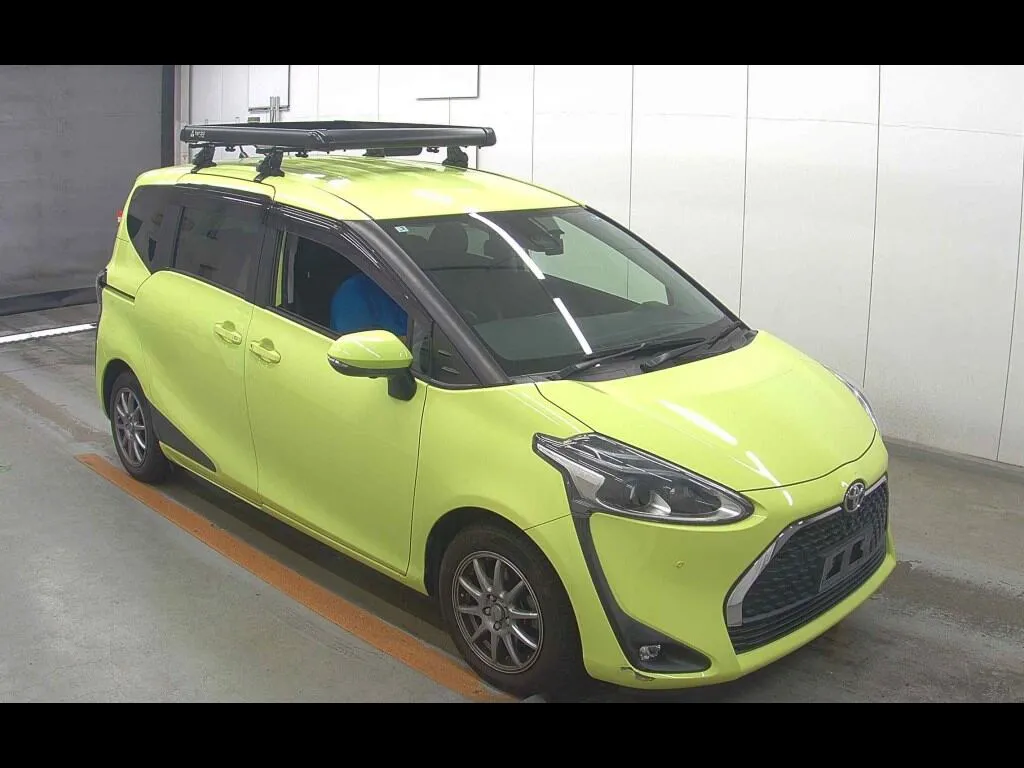 TOYOTA SIENTA G CUERO