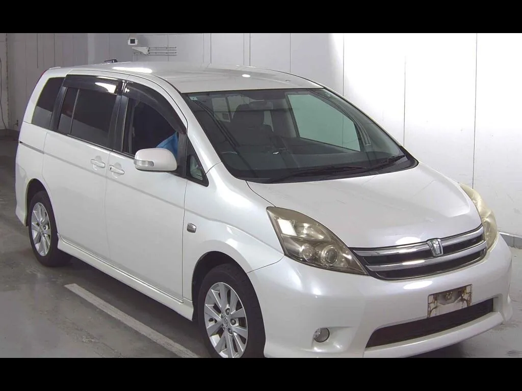 TOYOTA ISIS 4WD PLATANA