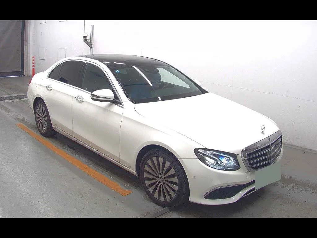 MERCEDES BENZ E-CLASS 4D 4WD E400 4MATIC EXCLUSIVE