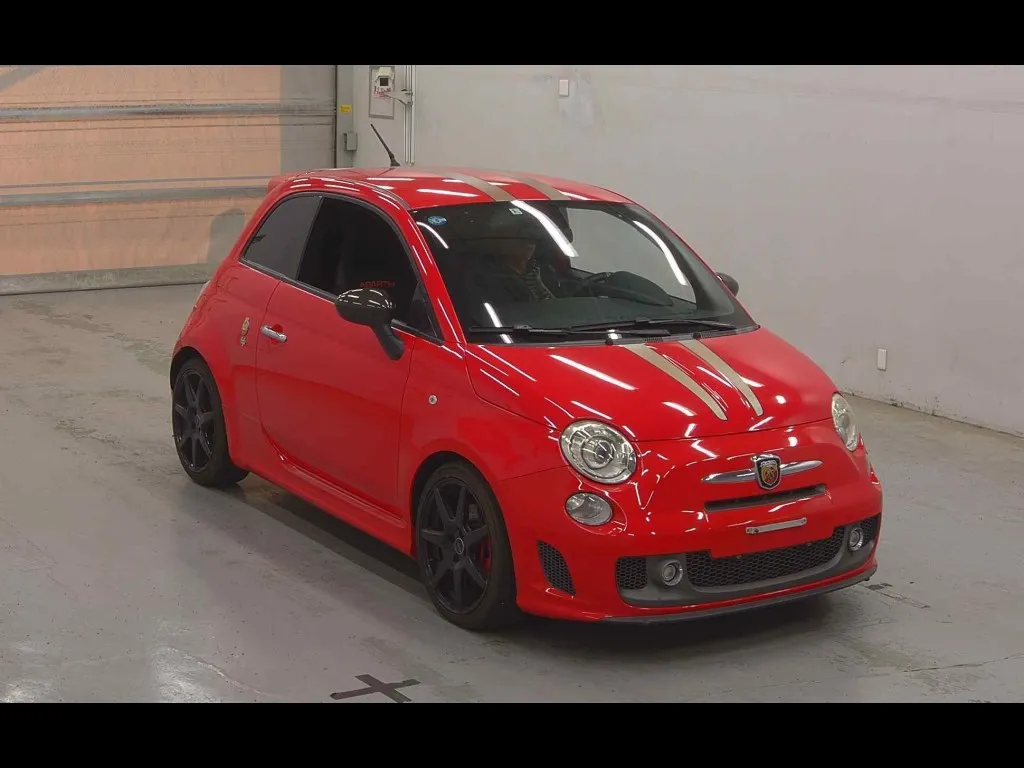 ABARTH 695 TRIBUTO FERRARI
