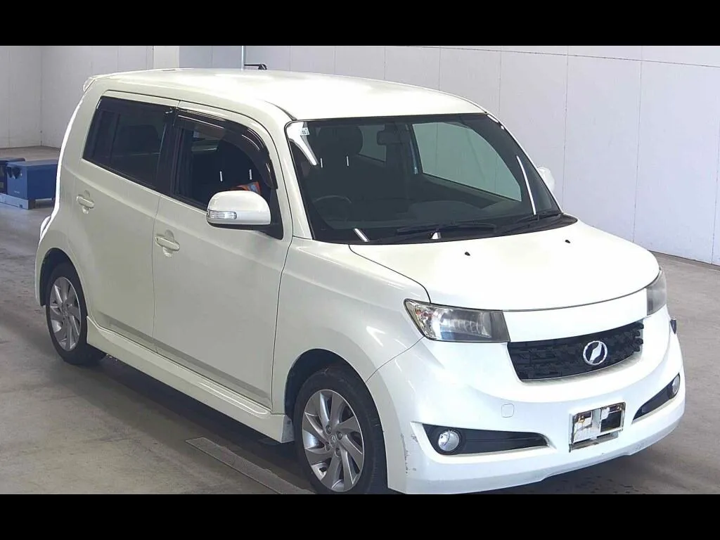 TOYOTA BB 5D Z AERO PACKAGE