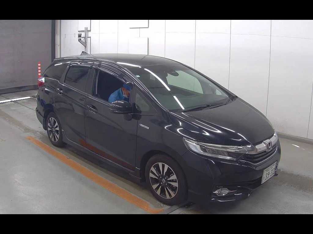 HONDA SHUTTLE HYBRID X STYLE EDITION