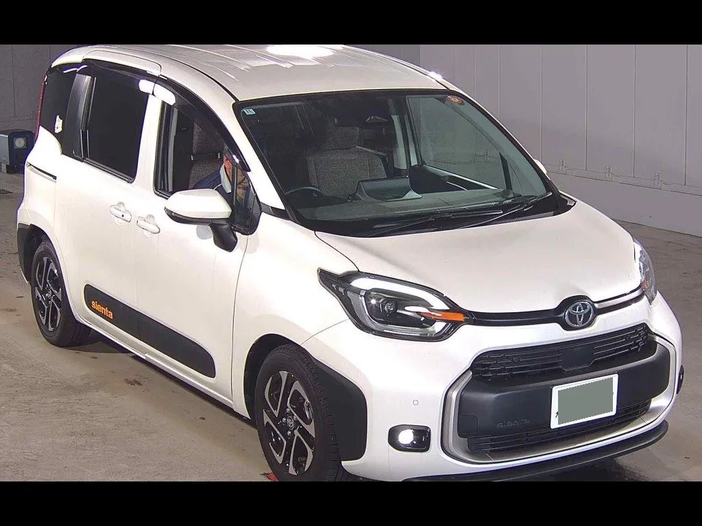 TOYOTA SIENTA Z