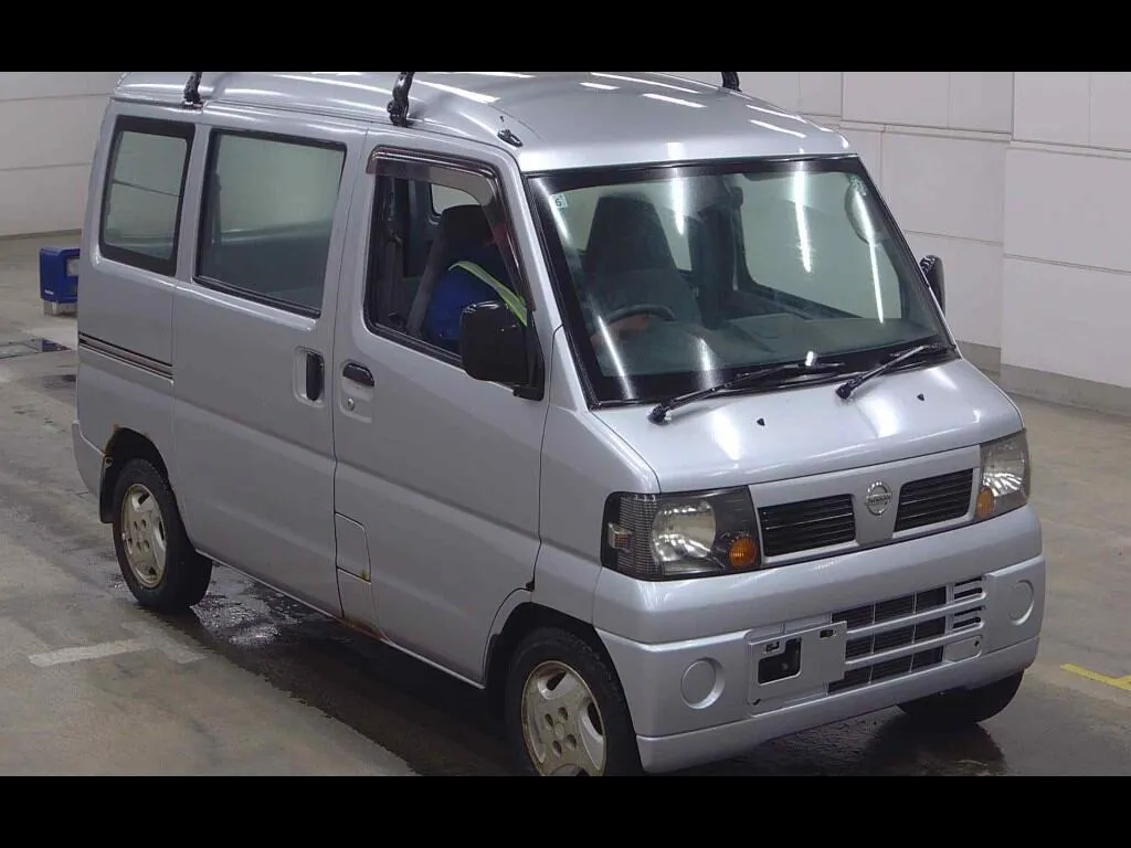 NISSAN CLIPPER VAN 4WD DX
