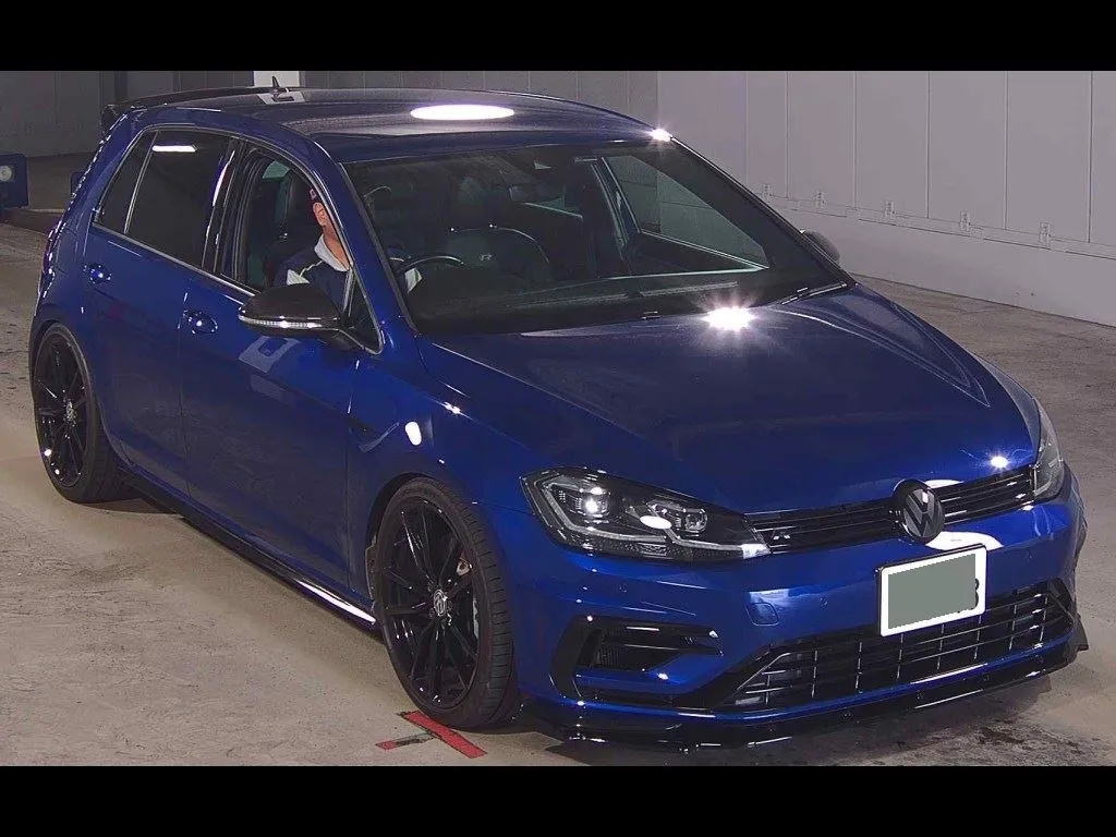 VOLKSWAGEN GOLF R 4WD PERFORMANCE