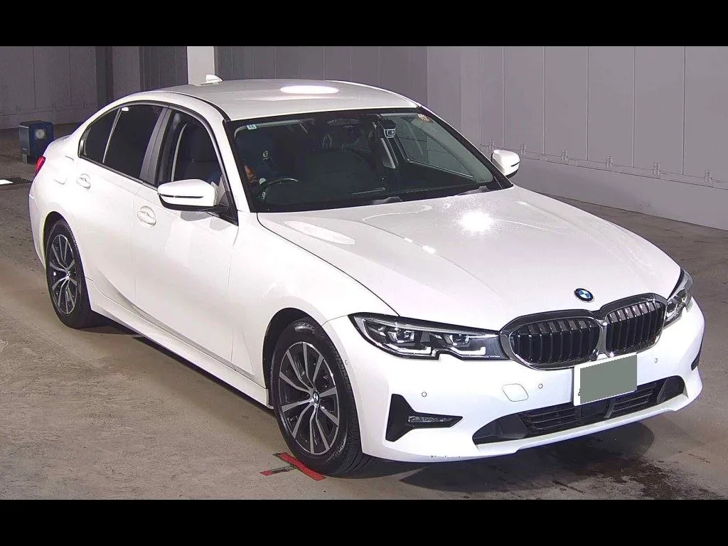 BMW 3 SERIES 4D 318I